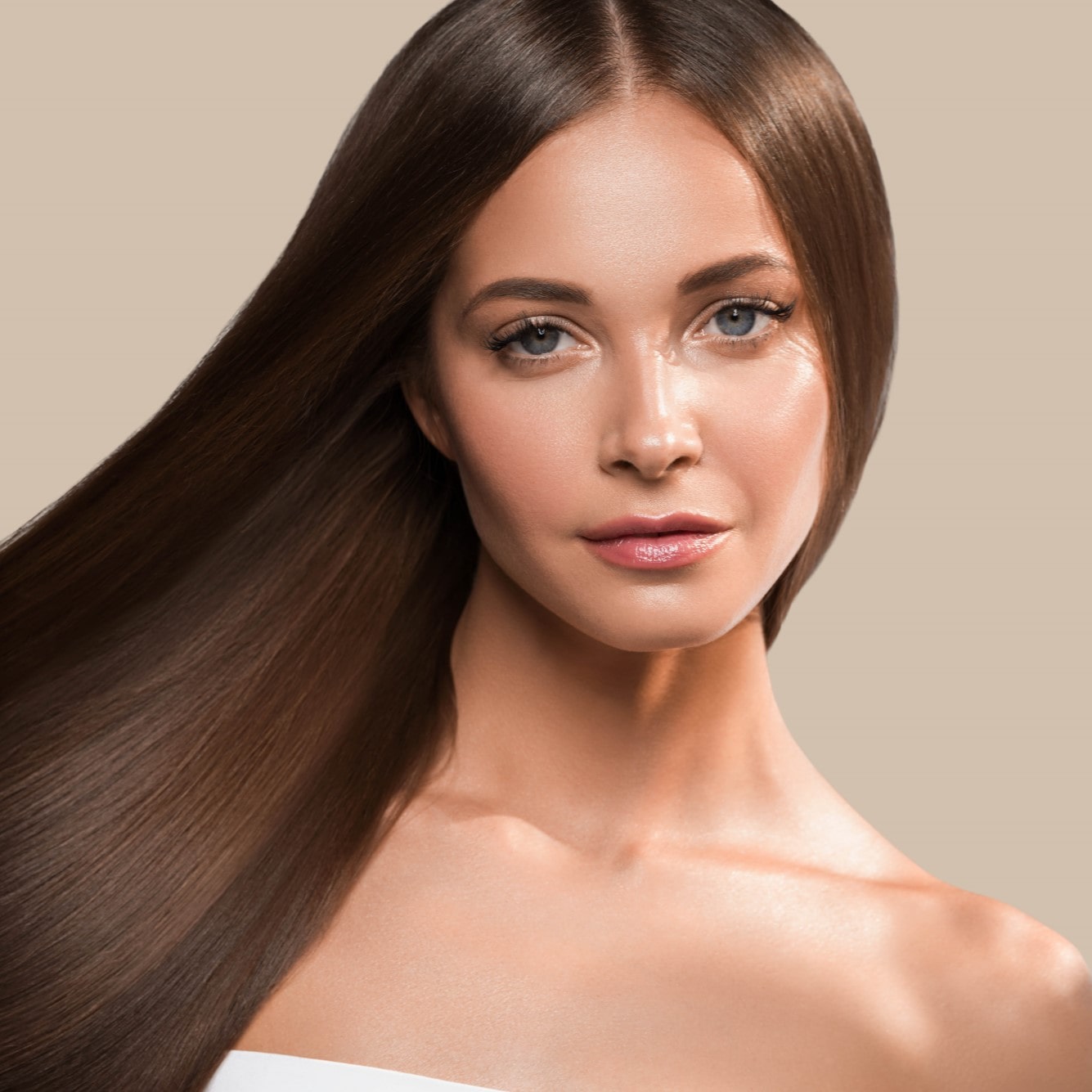 American smoothing hair straightening service in Brussels, Belgium for women